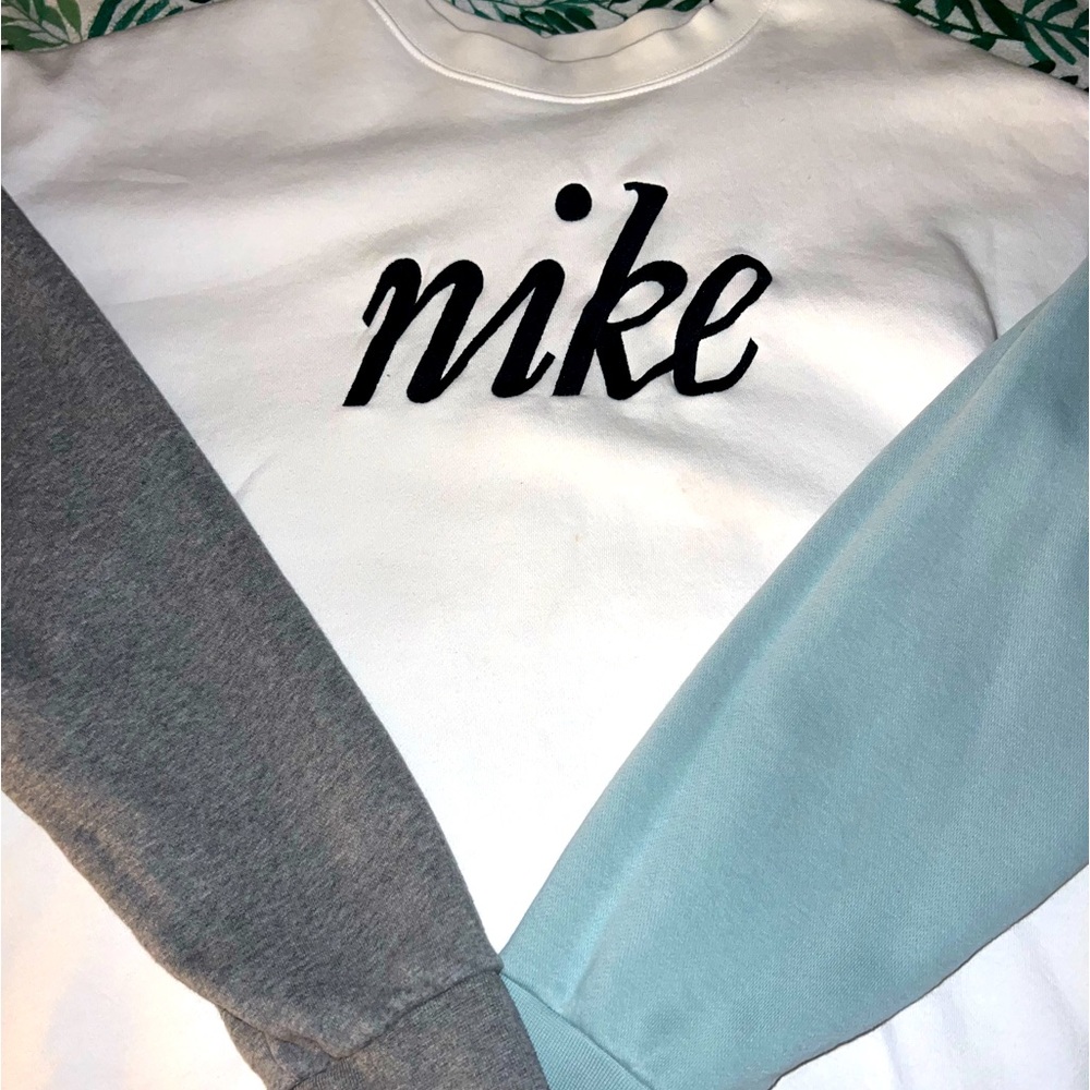 Nike sweater